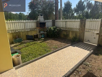 Moradia T5 para Venda em Oliveira do Bairro