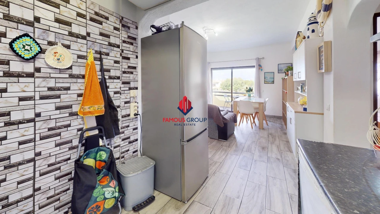 Apartamento T1 para Venda em Alvor Foto 10