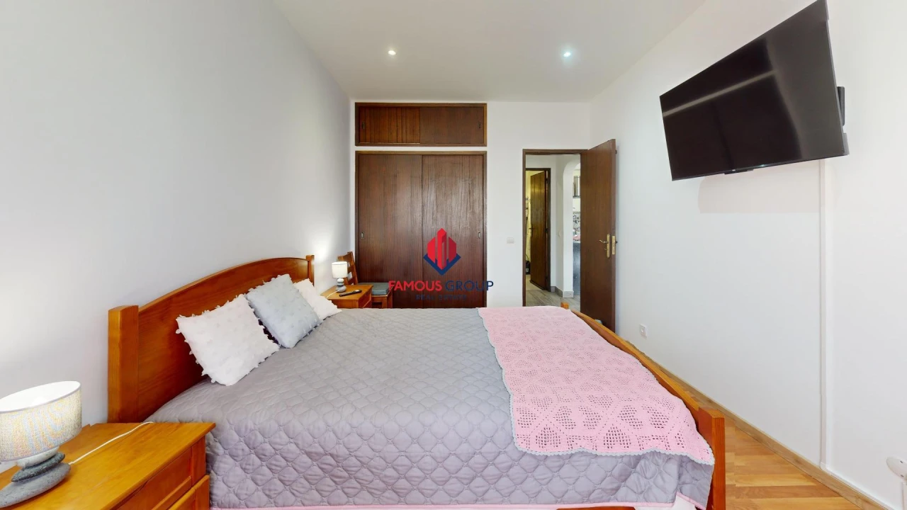 Apartamento T1 para Venda em Alvor Foto 18
