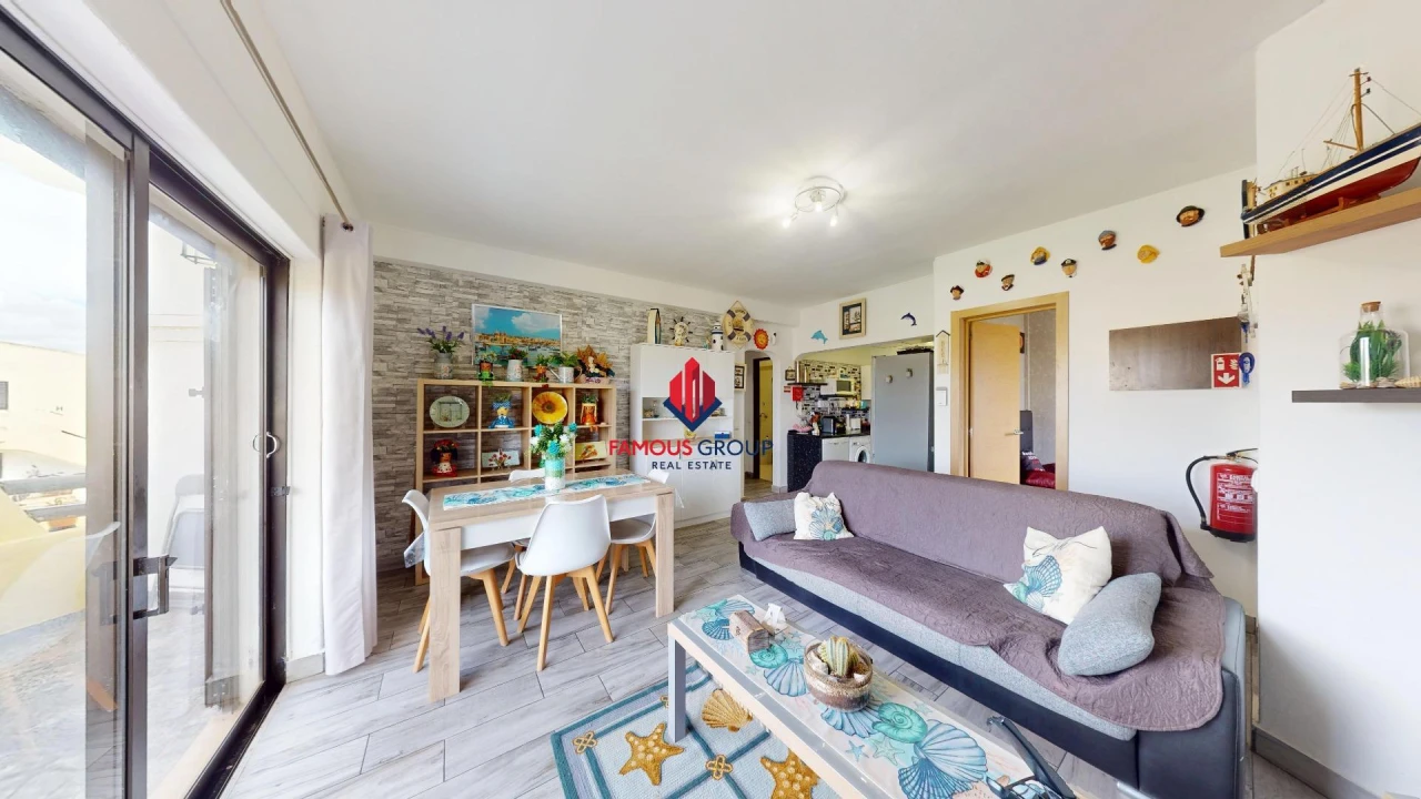 Apartamento T1 para Venda em Alvor Foto 3