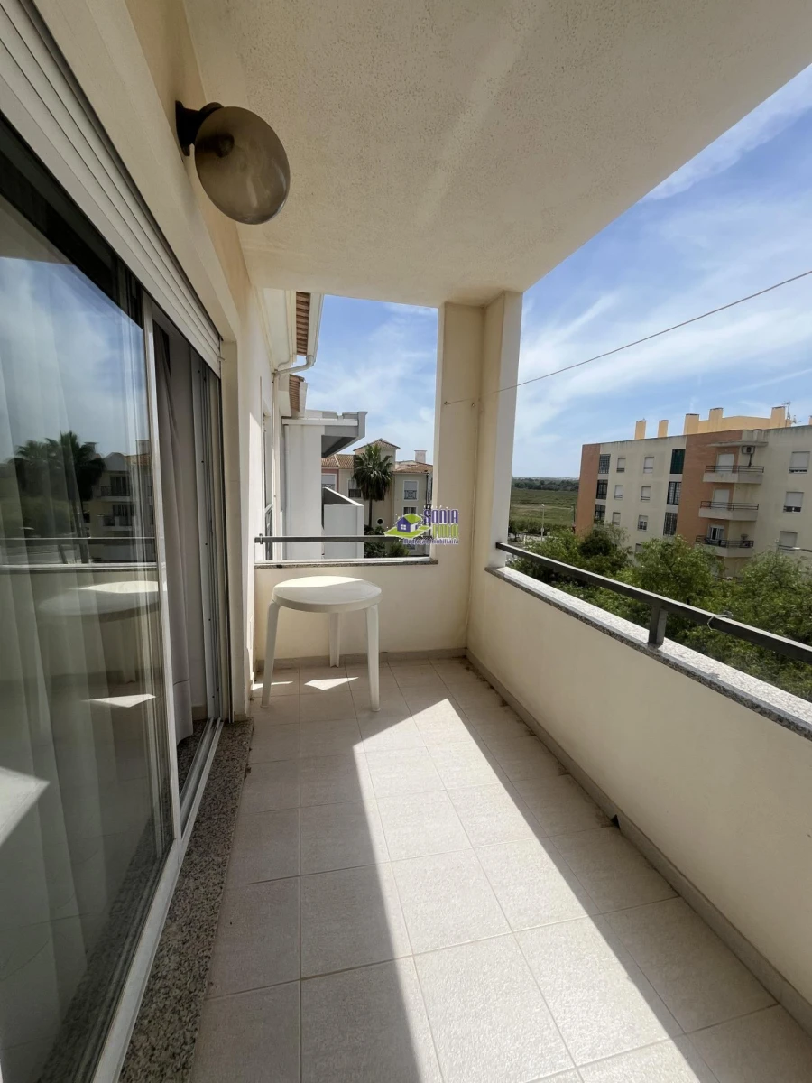 Apartamento T2 para Venda em Armação de Pera Foto 14