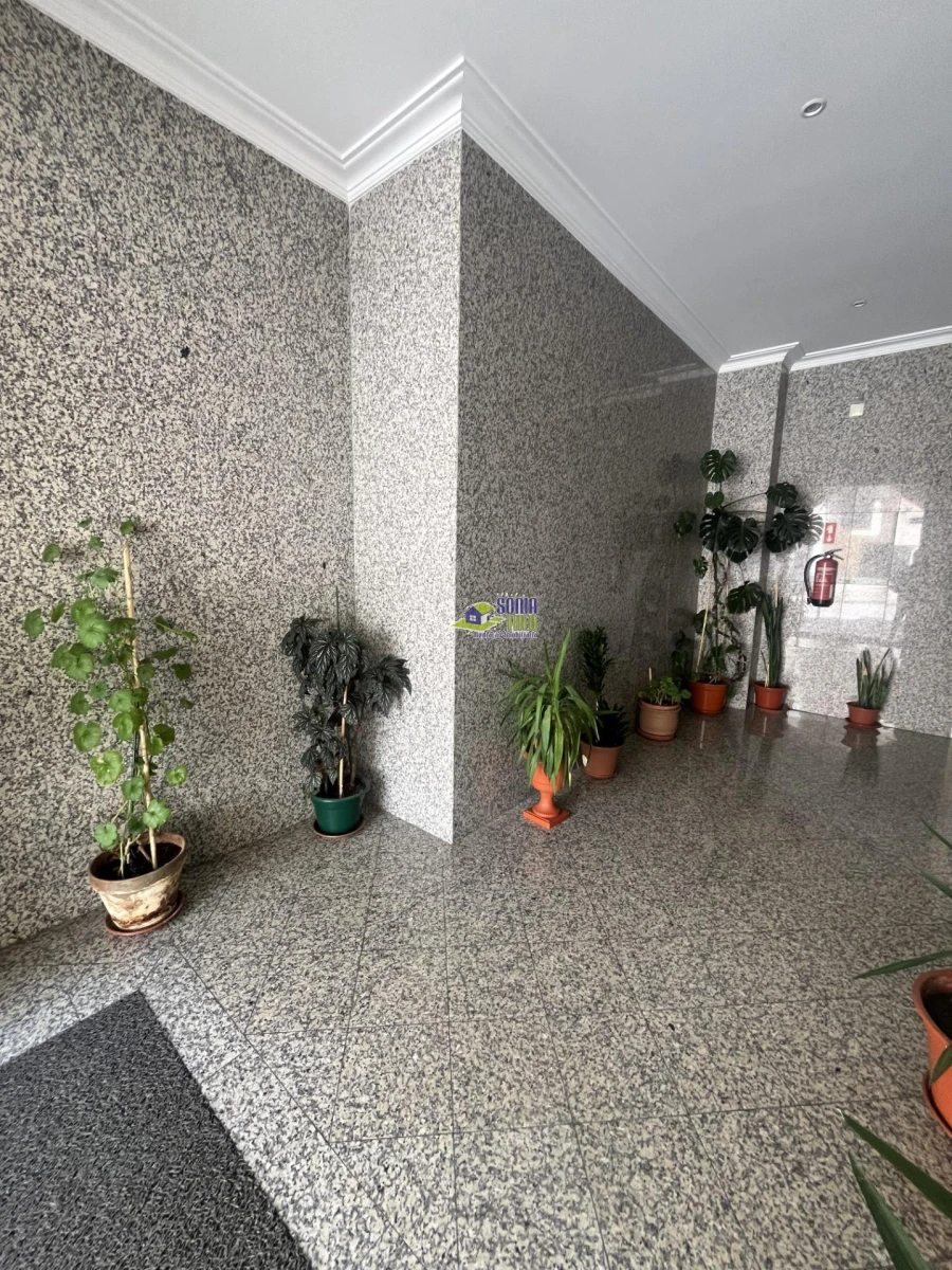 Apartamento T2 para Venda em Armação de Pera Foto 38
