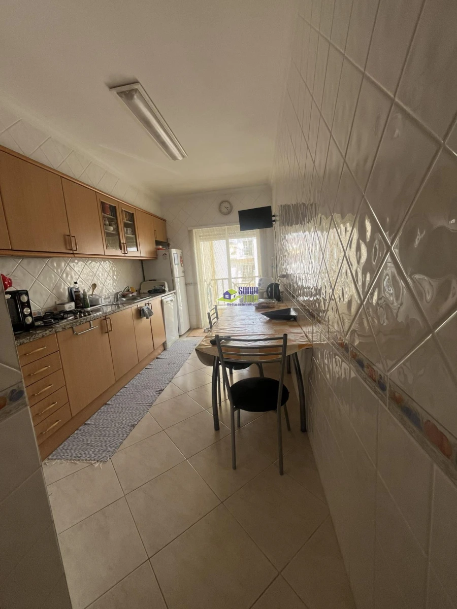 Apartamento T2 para Venda em Armação de Pera Foto 5