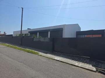 Moradia T3 para Venda em Ovar, São João, Arada e São Vicente de Pereira Jusã