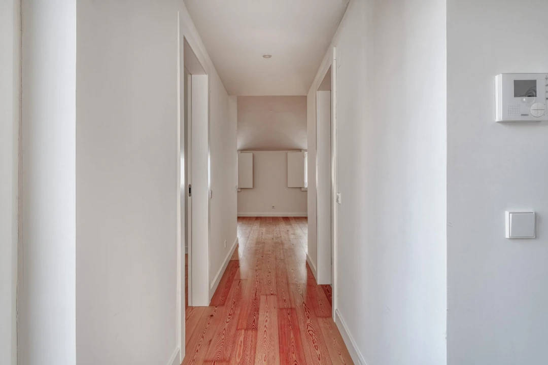 Apartamento T1 para Venda em Santa Maria Maior Foto 6