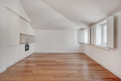 Apartamento T1 para Venda em Santa Maria Maior