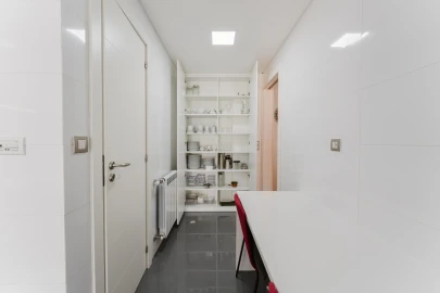 Apartamento T4 para Venda em Avenidas Novas