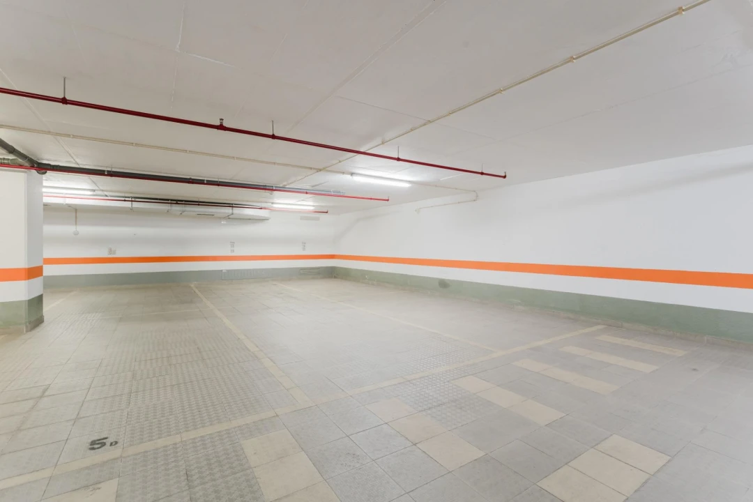 Apartamento T4 para Venda em Avenidas Novas Foto 25