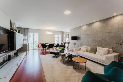 Apartamento T4 para Venda em Avenidas Novas