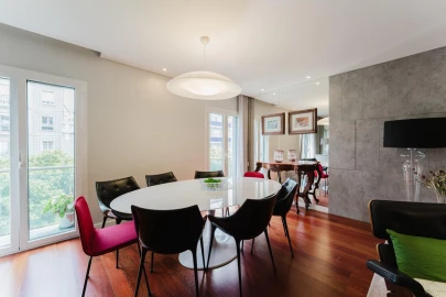 Apartamento T4 para Venda em Avenidas Novas