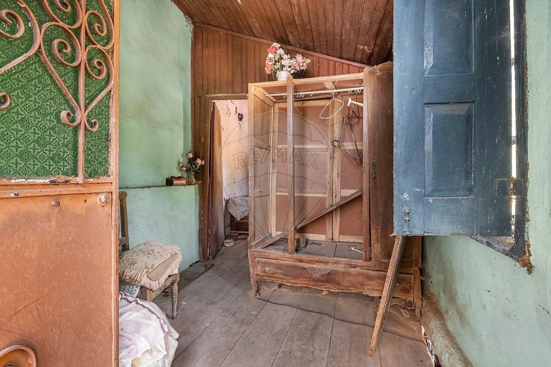 Moradia T3 para Venda em Calvos e Frades Foto 12