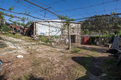 Moradia T3 para Venda em Calvos e Frades