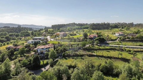 Moradia T3 para Venda em Calvos e Frades