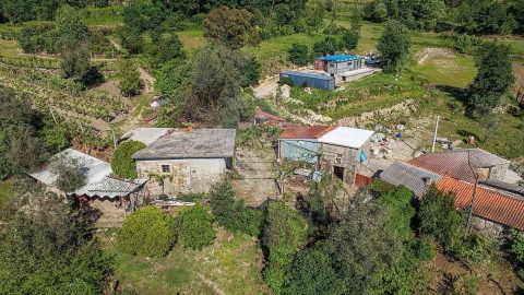 Moradia T3 para Venda em Calvos e Frades