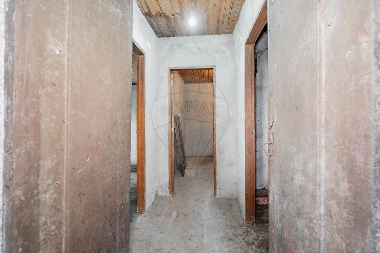 Moradia T3 para Venda em Moimenta Foto 24