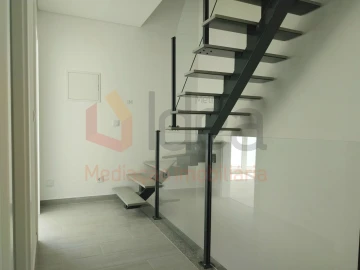 Moradia T2 para Venda em Corroios
