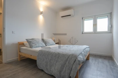 Moradia T5 para Venda em Ferragudo