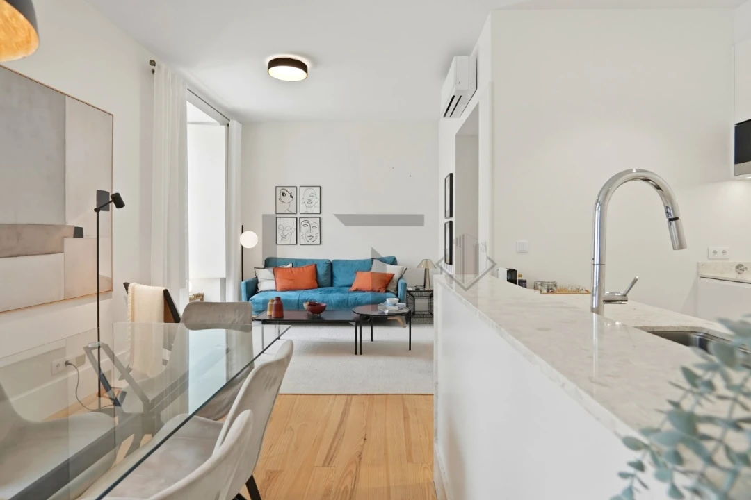 Apartamento T2 para Venda em Santo António Foto 6
