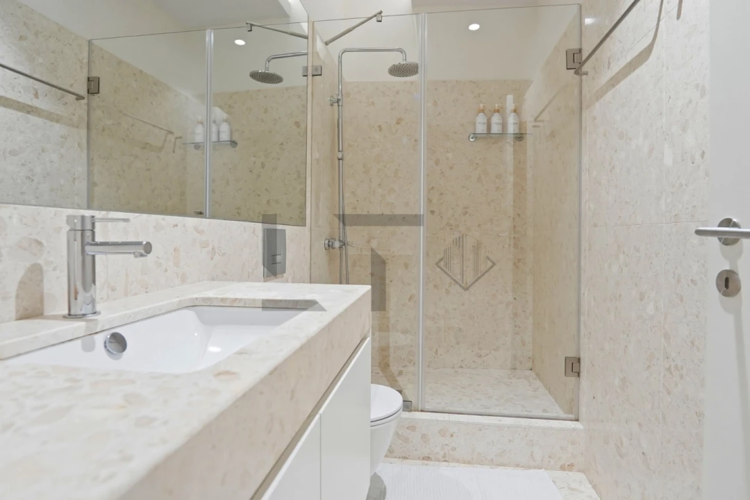 Apartamento T2 para Venda em Santo António Foto 20