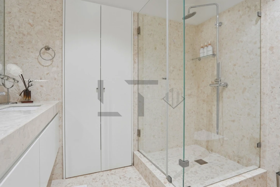 Apartamento T2 para Venda em Santo António Foto 32