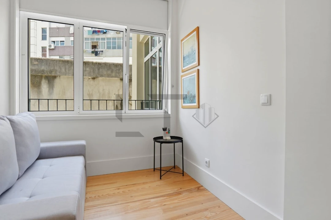 Apartamento T2 para Venda em Santo António Foto 35