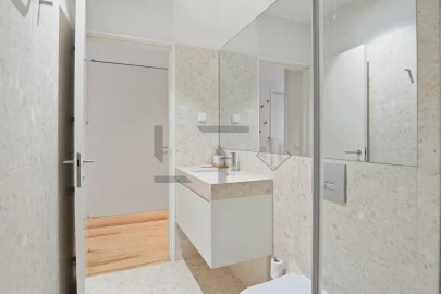 Apartamento T2 para Venda em Santo António