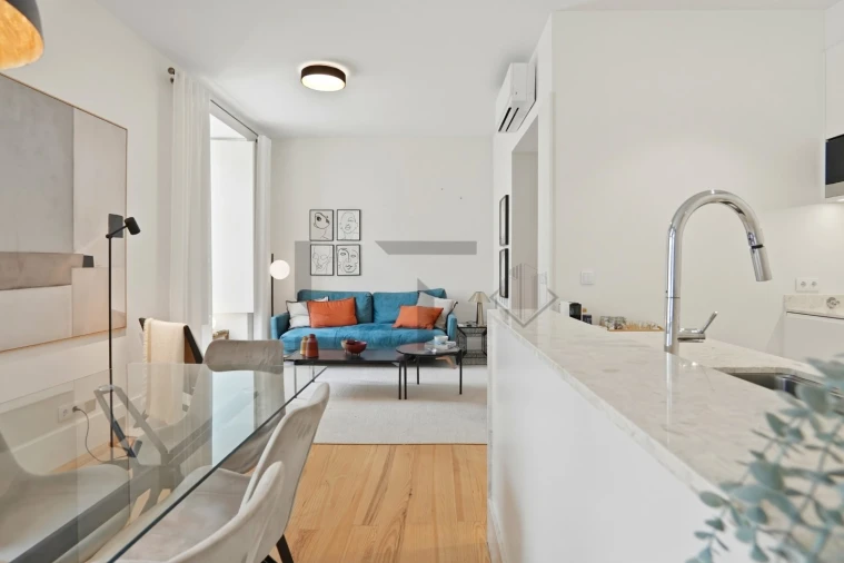 Apartamento T2 para Venda em Santo António Foto 6