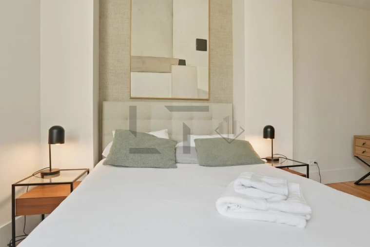 Apartamento T2 para Venda em Santo António Foto 26