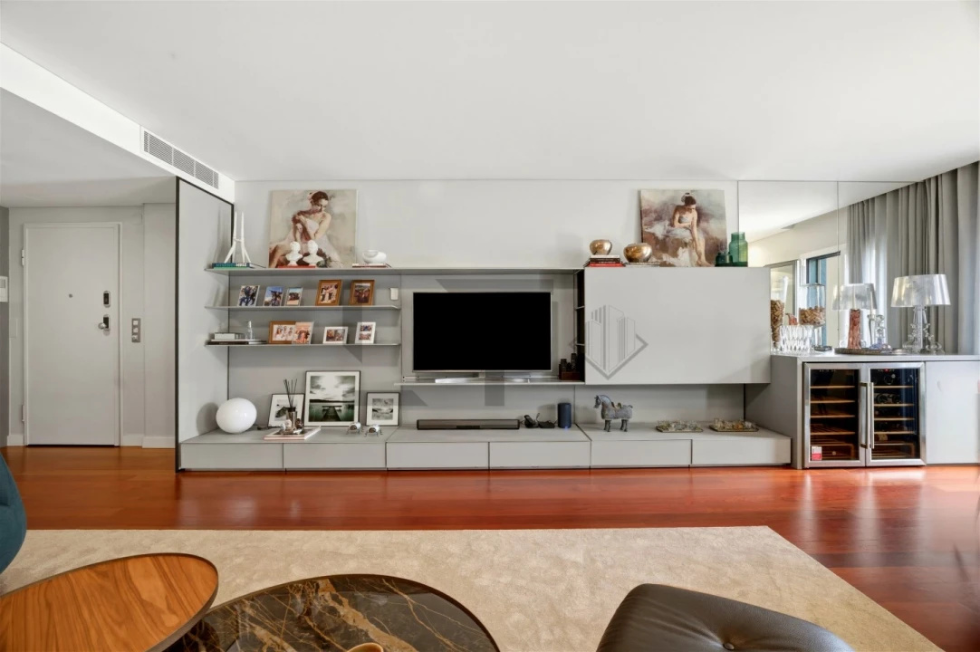 Apartamento T4 para Venda em Avenidas Novas Foto 6