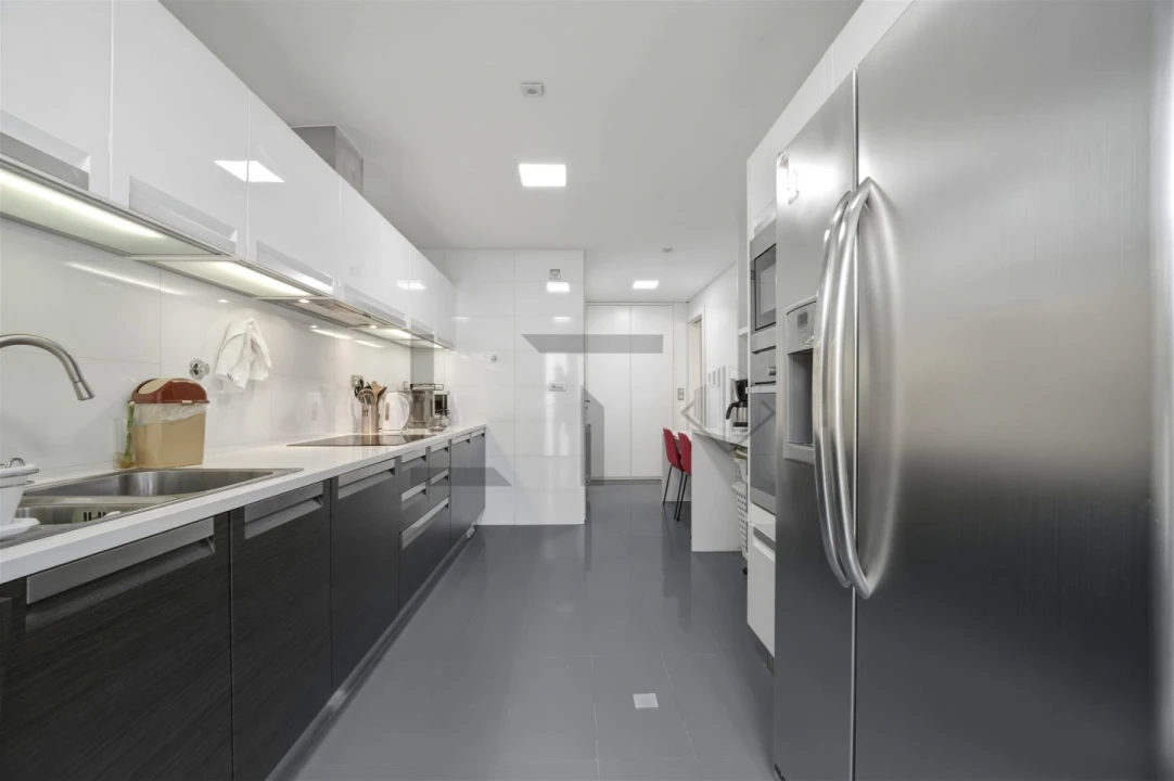 Apartamento T4 para Venda em Avenidas Novas Foto 11