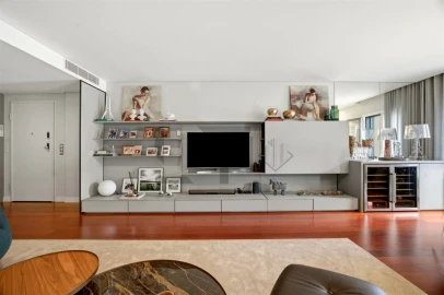 Apartamento T4 para Venda em Avenidas Novas