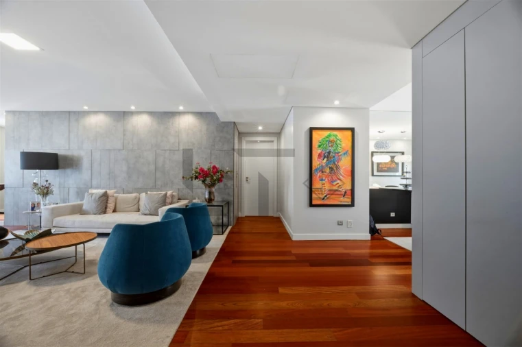 Apartamento T4 para Venda em Avenidas Novas Foto 4