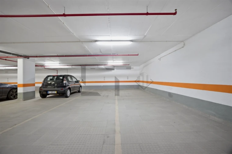 Apartamento T4 para Venda em Avenidas Novas Foto 21