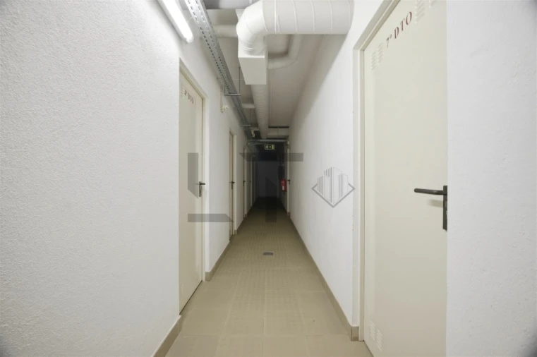 Apartamento T4 para Venda em Avenidas Novas Foto 22