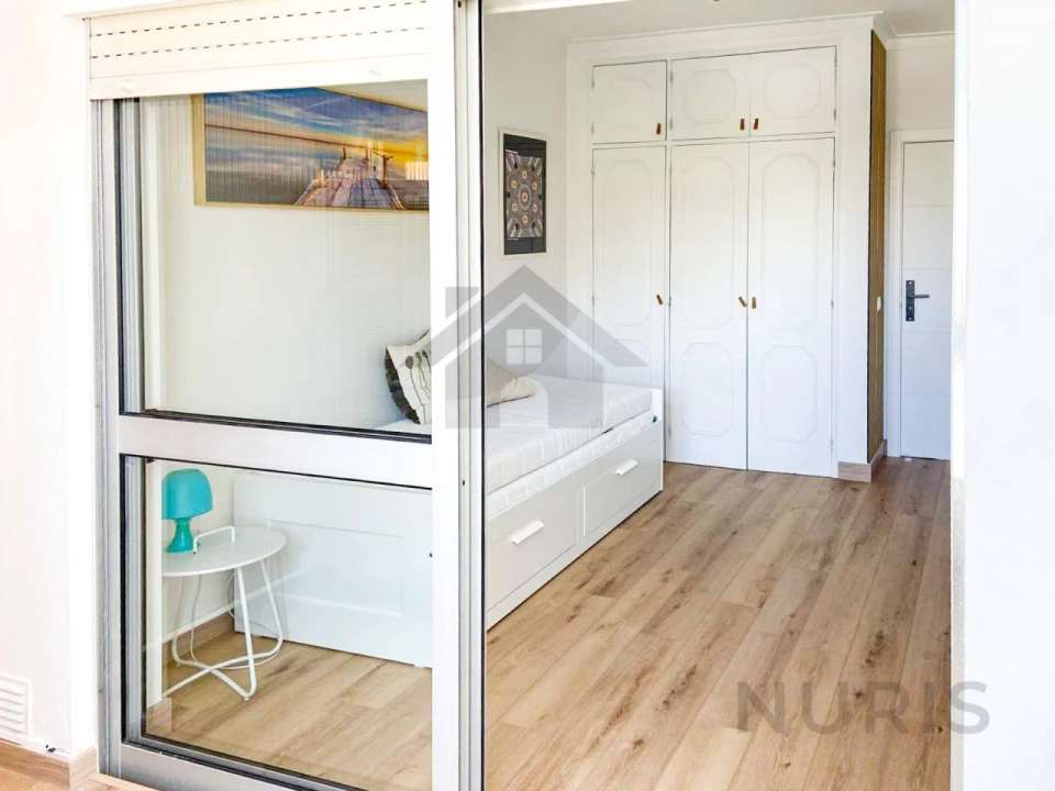 Apartamento T3 para Venda em Portimão Foto 22
