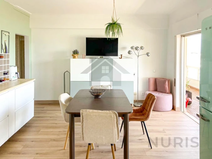 Apartamento T3 para Venda em Portimão Foto 7