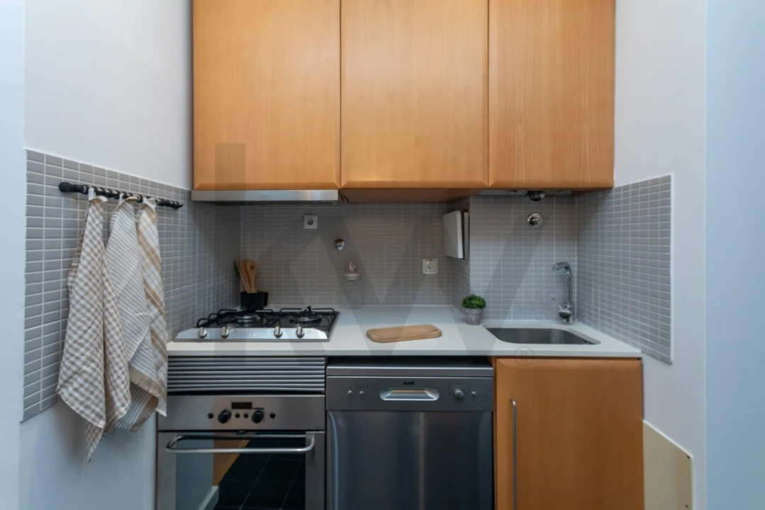 Apartamento T1 para Venda em Santa Maria Maior Foto 11