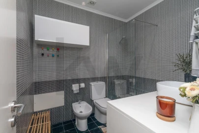 Apartamento T1 para Venda em Santa Maria Maior