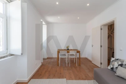Apartamento T1 para Venda em Santa Maria Maior