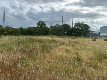 Terreno Comércio / Armazém para Venda em Palmela