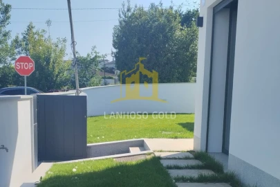 Moradia T3 para Venda em Ferreiros, Prozelo e Besteiros