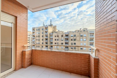 Apartamento T3 para Arrendamento em São Vitor (Braga)