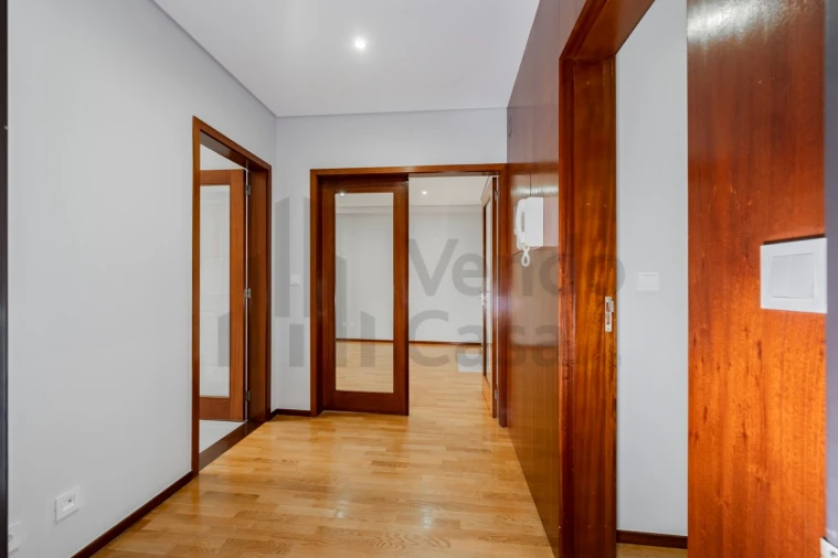 Apartamento T3 para Arrendamento em São Vitor (Braga) Foto 8