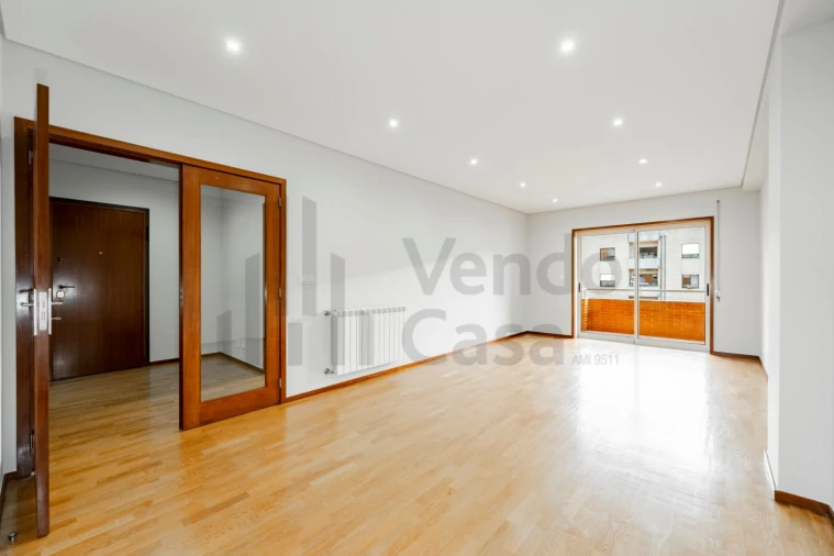 Apartamento T3 para Arrendamento em São Vitor (Braga) Foto 15