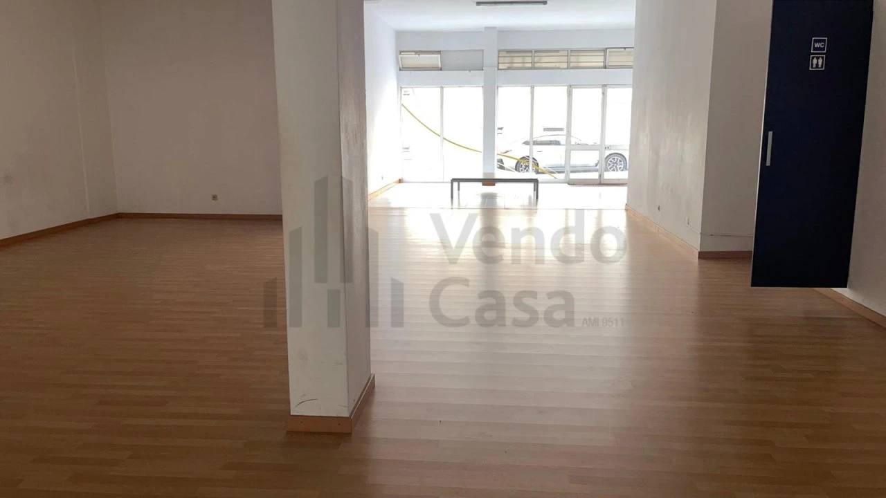 Loja para Arrendamento em São Vitor (Braga) Foto 4