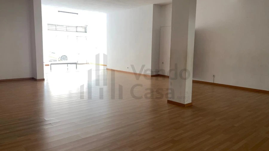 Loja para Arrendamento em São Vitor (Braga) Foto 13