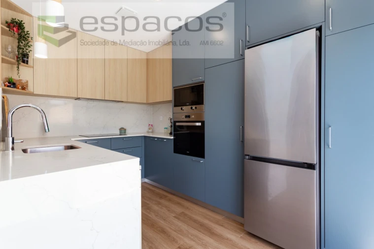 Moradia T2 para Venda em Santa Iria de Azoia, São João da Talha e Bobadela Foto 9
