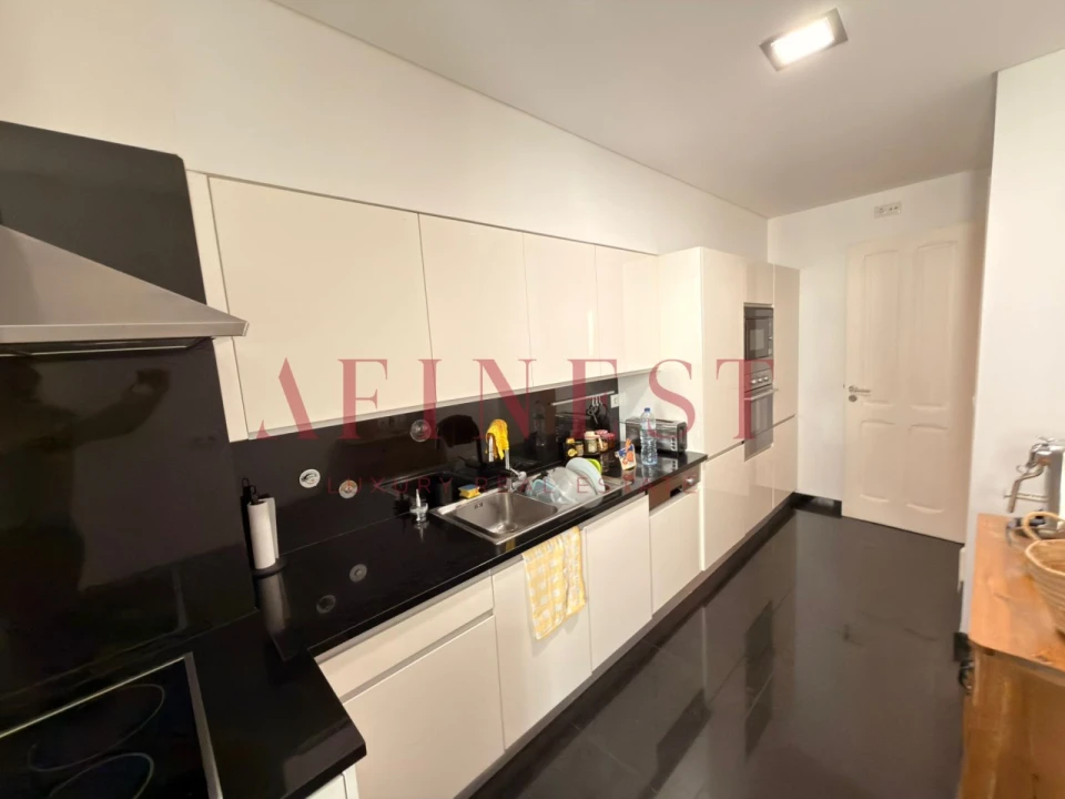 Apartamento T2 para Arrendamento em Areeiro Foto 4