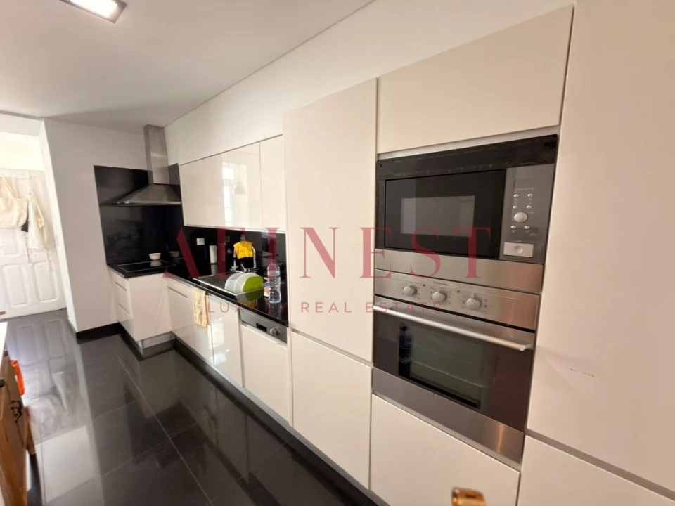 Apartamento T2 para Arrendamento em Areeiro Foto 2