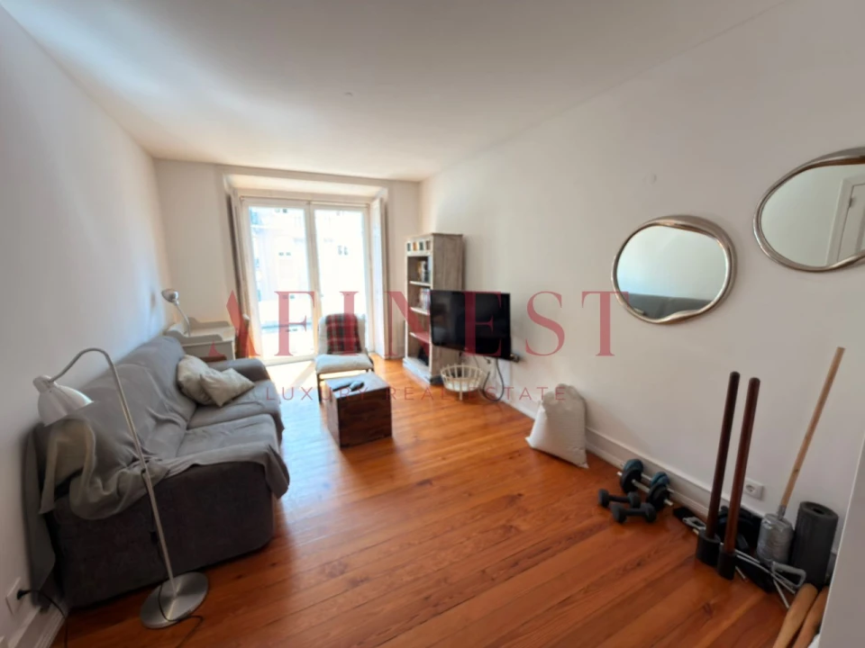 Apartamento T2 para Arrendamento em Areeiro Foto 6